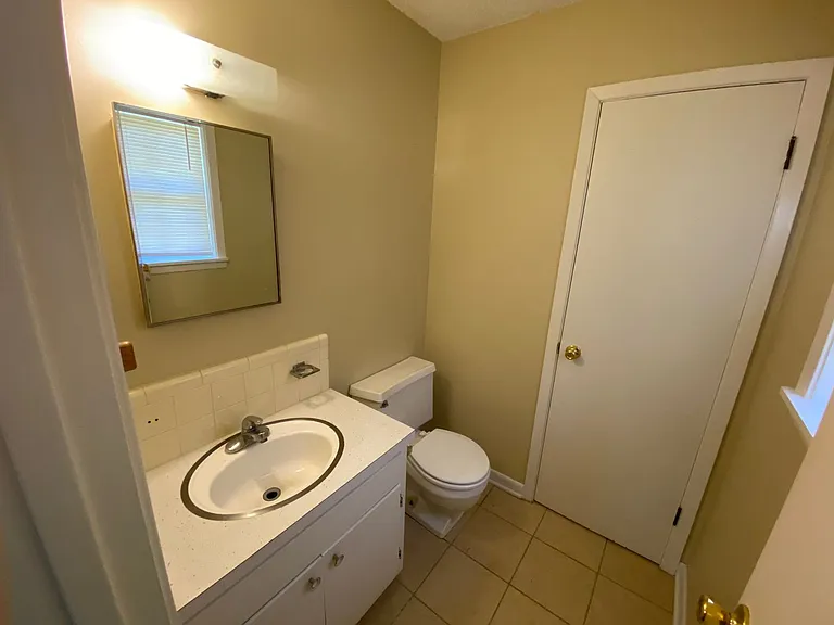 120 Western Hills Dr — Photo 11