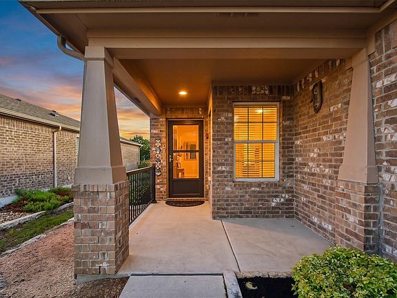 2nd image of 210 Kickapoo Creek Ln