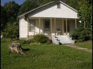 6106 Roberts Rd, Corryton, TN 37721
