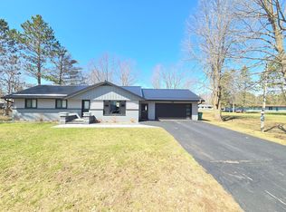 170 Victoria St, Phillips, WI 54555