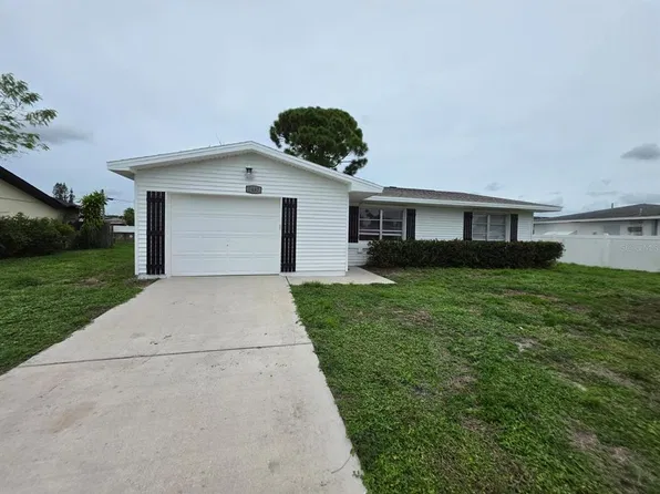 2437 IVANHOE STREET, PORT CHARLOTTE, FL 33952