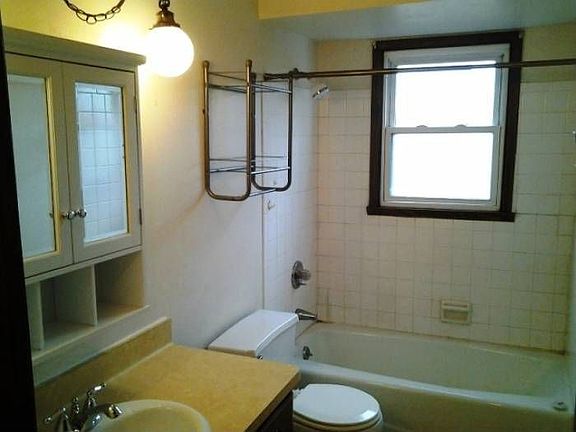 Upper Bathroom