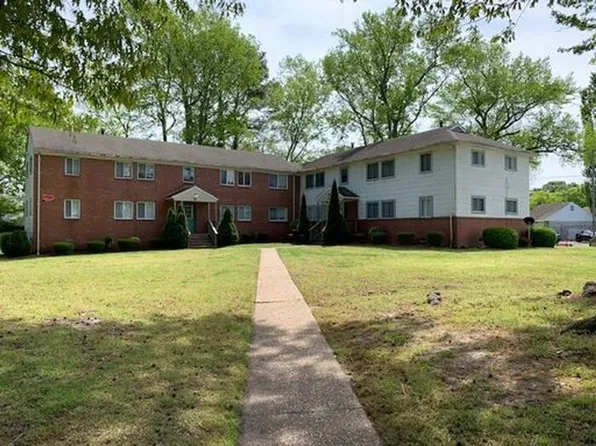 16 Pollux Cir E APT 3, Portsmouth, VA 23701