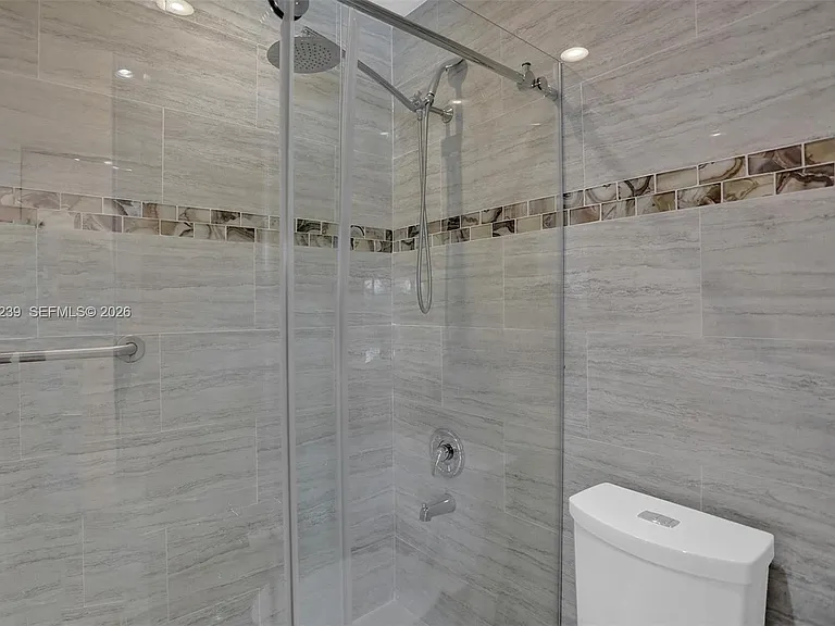 11529 SW 133rd Ter — Photo 27