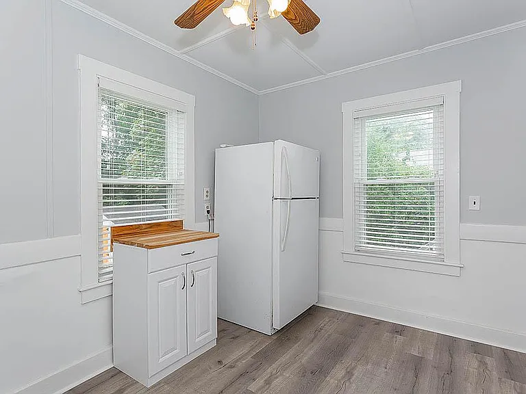 12 Kilby St #12 — Photo 2