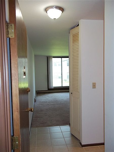 one bedroom entrance