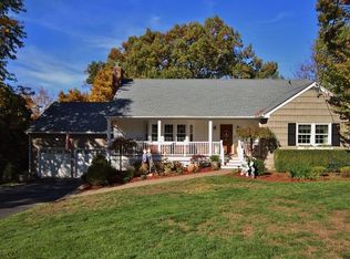 14 Meadow Pl, Briarcliff Manor, NY 10510