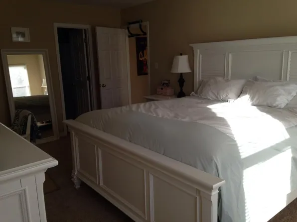 11813 Park Forest Ct, Glen Allen, VA 23059