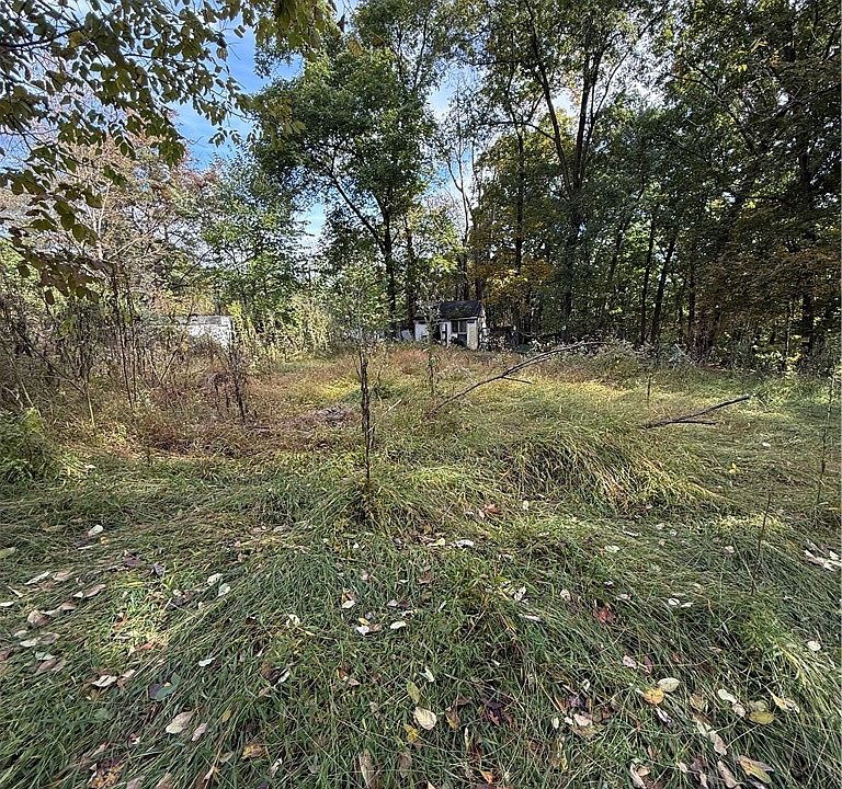 1st image of 181 Pine Hollow Rd