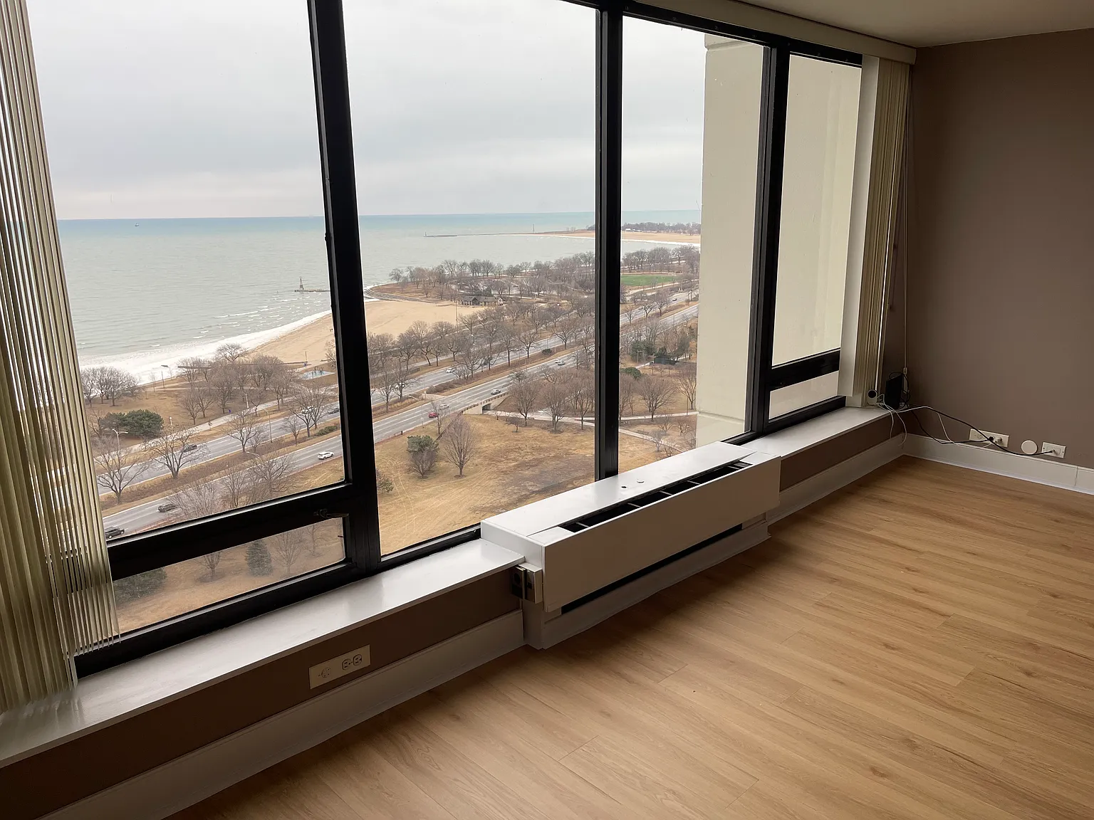 1 bed, 850 sqft, $2,350 — Photo 3