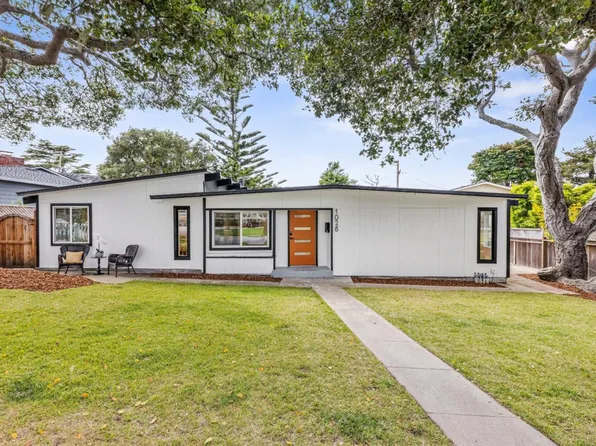 1028 McFarland Ave, Pacific Grove, CA 93950
