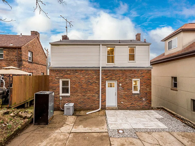 1330 Oakridge St — Photo 23