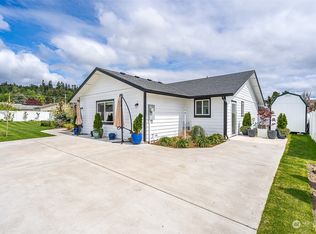 298 Abram Ln, Tacoma, WA