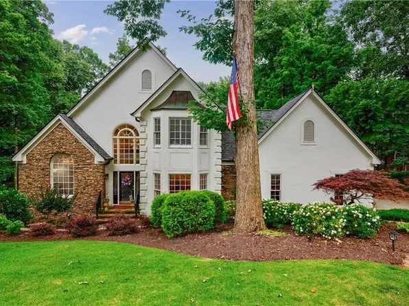 525 Avala Ct, Johns Creek, GA 30022