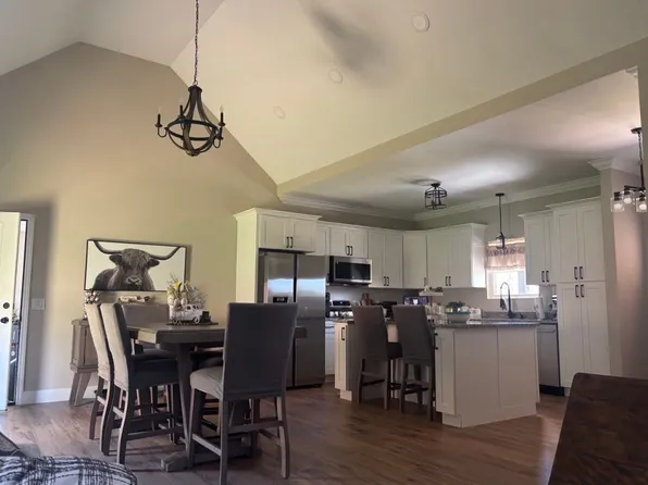 194 W Park Cir, Decatur, TN 37322