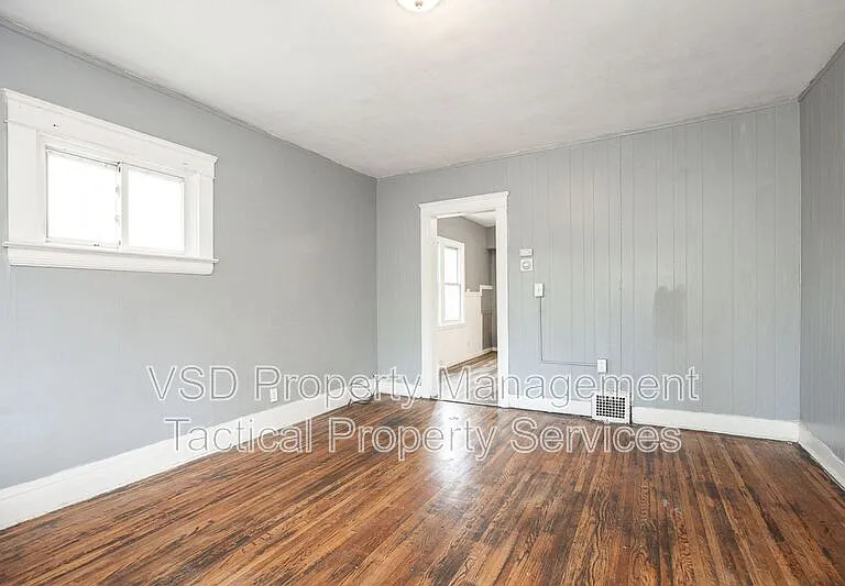 6924 Claasen Ave #UP — Photo 6