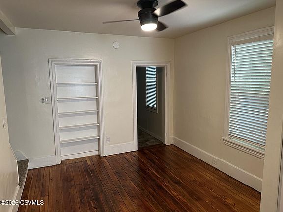 5th image of 639 Shakespeare Ave