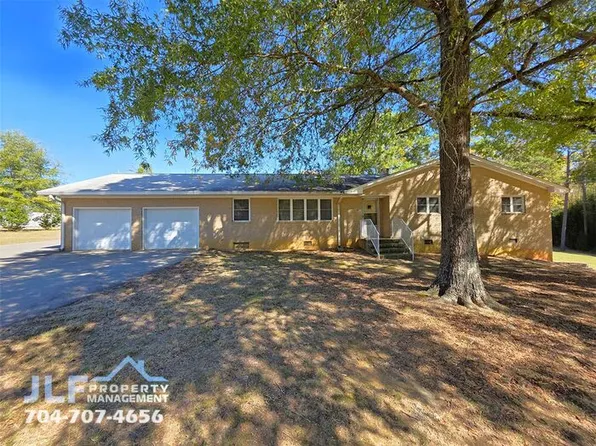 9301 Gold Hill Rd, Mount Pleasant, NC 28124