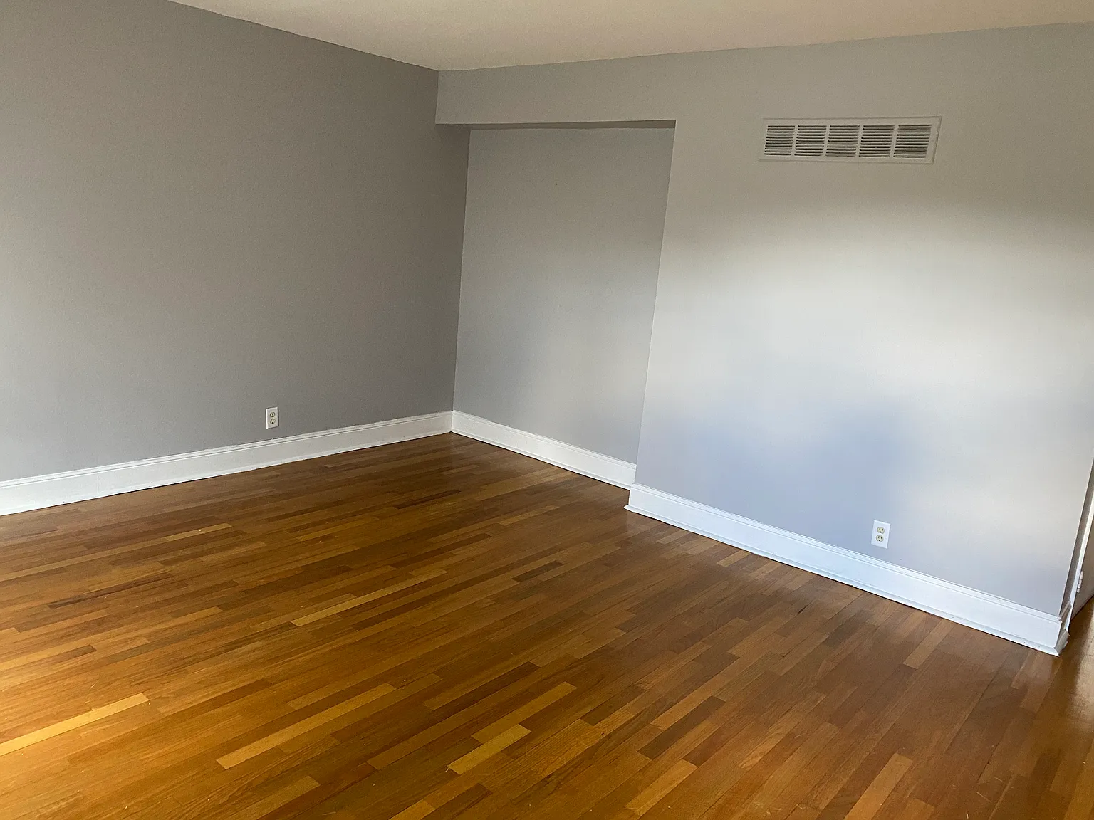 441 Greentree Lane — Photo 3