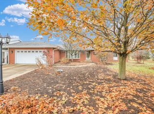 1753 County Road 1550 N, Urbana, IL 61802
