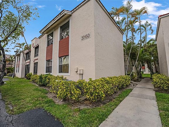 2nd image of 20150 NE 3rd Ct APT 6