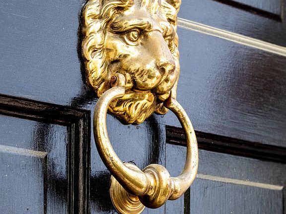 5th image of 87 Tradd St