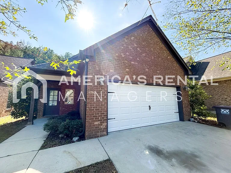5584 Park Side Rd — Photo 2