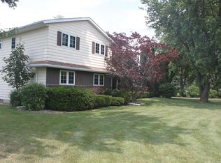 17226 Cedar Rd, East Moline, IL 61244