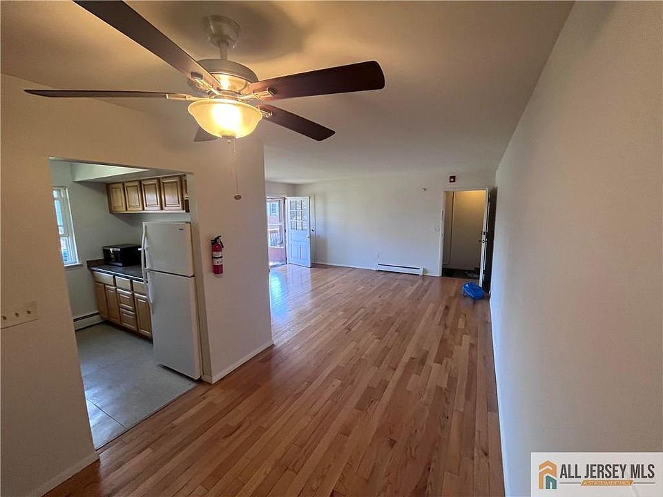1st image of 55 Gill Ln APT 14