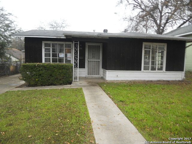 1st image of 731 Gulf St