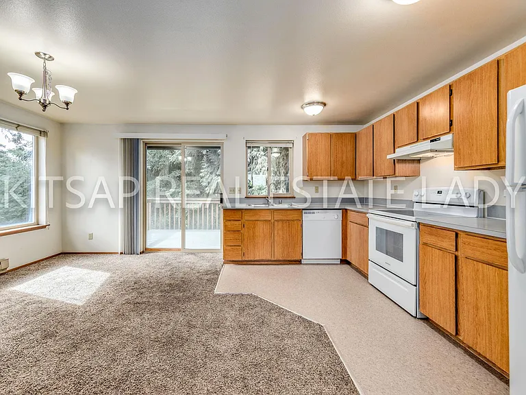 1400 Madrona Point Dr #B — Photo 8