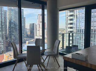 224 King St W #2201, Toronto, ON M5H 0A6
