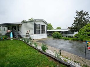 301 Bulgarmarsh Rd #L-39, Tiverton, RI 02878