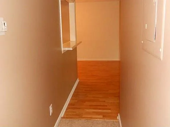 2 bed, 2.0 bath, 1270 sqft, $1,800 — Photo 1