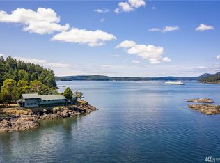 140 Runnymede Ln, Shaw Island, WA 98286