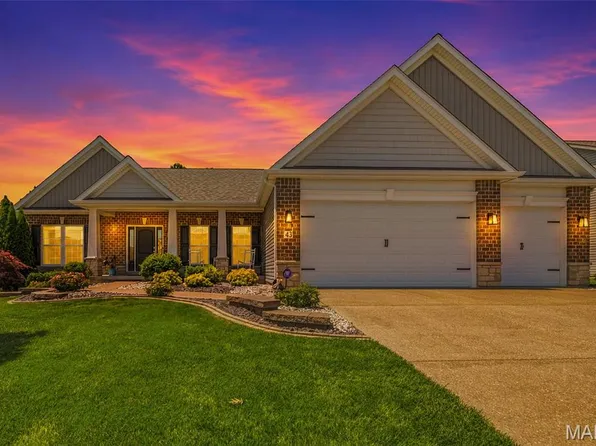 43 Deerfield Ct, Wentzville, MO 63385