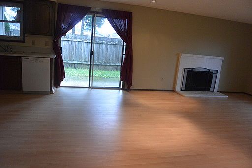 3rd image of 3418 NE 145th Ave