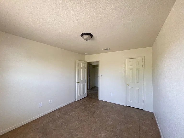2609 Vernice Loop — Photo 11