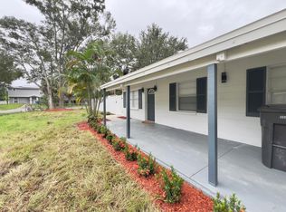 8702 Fountain Ave, Tampa, FL 33615