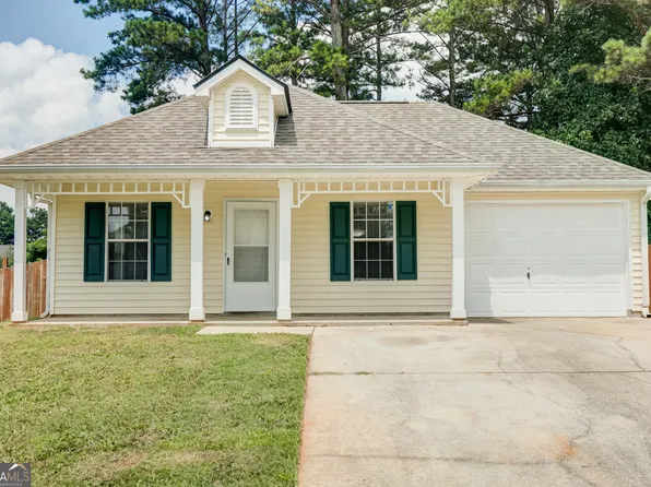 1509 N Hampton Ct, Hampton, GA 30228