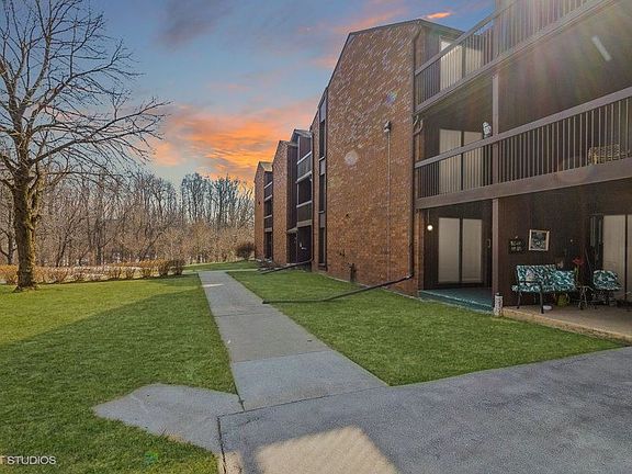 3rd image of 2929 Sunnyside Dr #147C