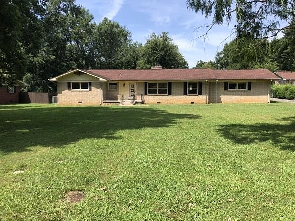 1st image of 1118 Houston Dr
