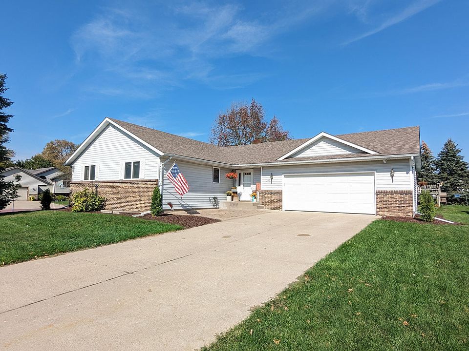 1st image of 212 Opal Ln