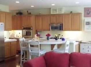 11588 Trailway Dr, Riverside, CA 92505