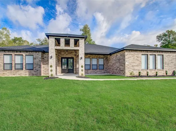 535 Road 6609, Dayton, TX 77535