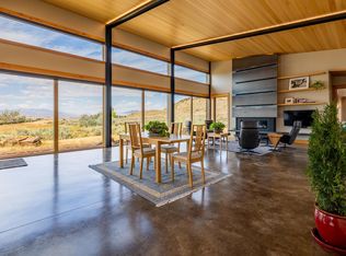 21 Tailwinds Dr, Cody, WY 82414