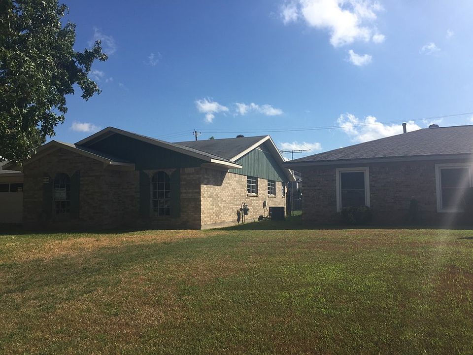 2nd image of 2534 Belle Grove Dr