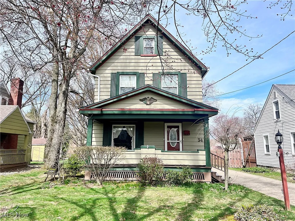 34 Delaware Ave photo 1