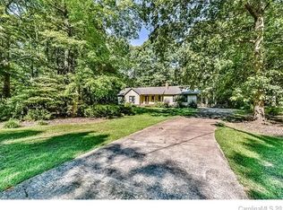 2708 Leisure Dr, Waxhaw, NC 28173