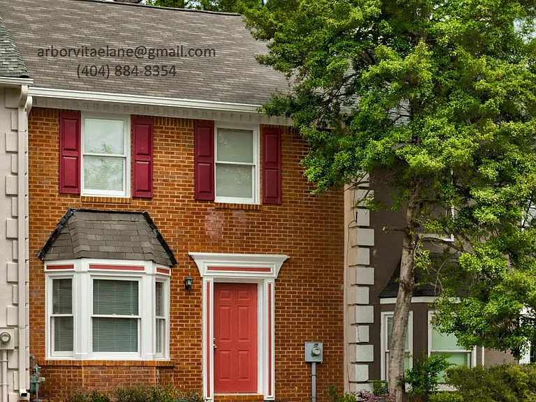 2936 Governors Ct — Photo 1